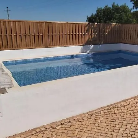 בית נופש Casa Do Jumaste